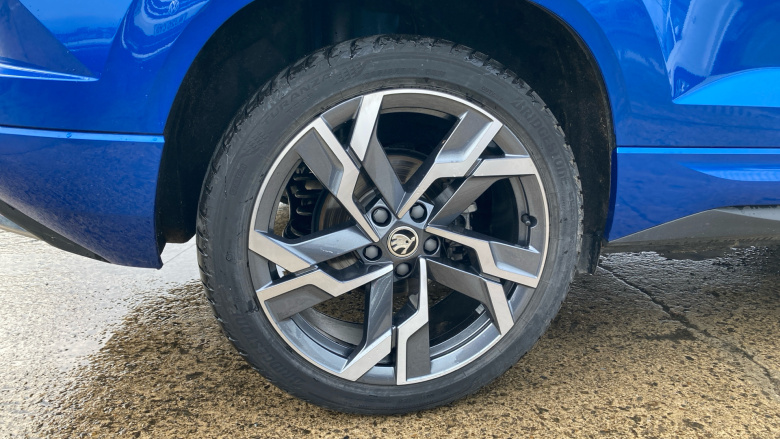 Skoda Karoq 2.0 TSI Sportline 4x4 5dr DSG Petrol Estate